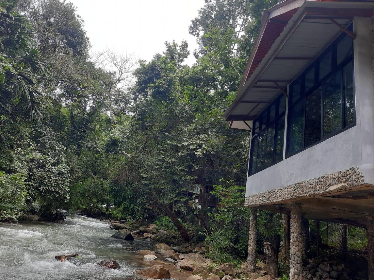 Tree Tops River Huts Khao Sok National Park Екстериор снимка