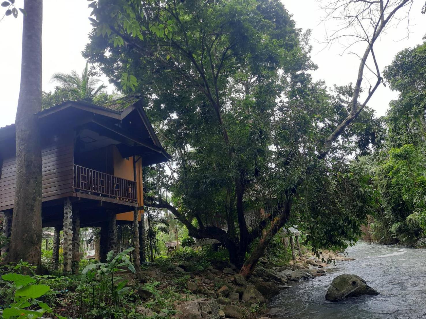 Tree Tops River Huts Khao Sok National Park Екстериор снимка